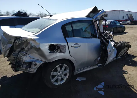2011 Nissan Sentra 2.0Sr from USA, damaged, VIN 3N1AB6AP6BL623600